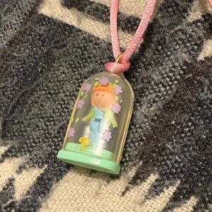 Vintage Polly Pocket necklace